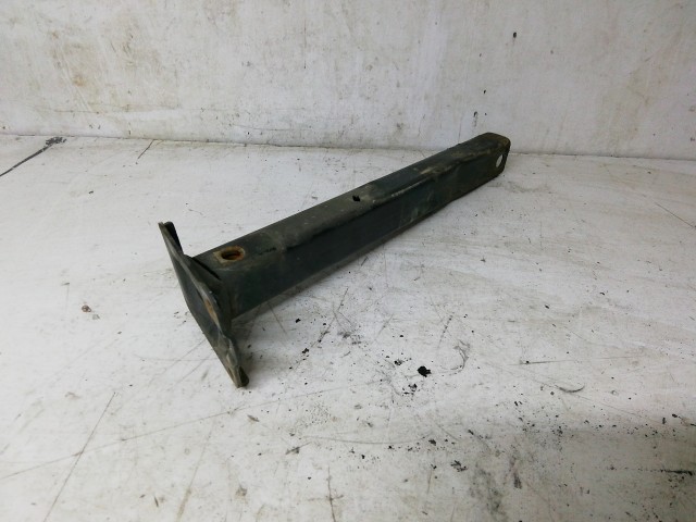 Peugeot 207 2006-2014 Nyúlvány és Nyúlványösszekötő használt  Bal első 