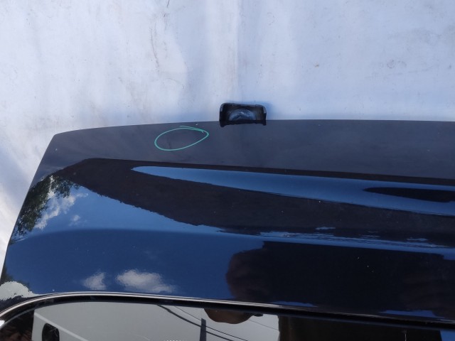 206022 Peugeot Bipper 2008-2024 csomagtérajtó, a képen látható sérülésekkel