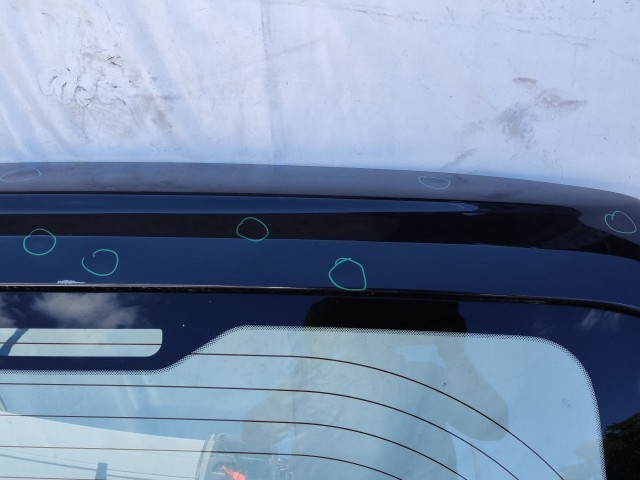 206022 Peugeot Bipper 2008-2024 csomagtérajtó, a képen látható sérülésekkel