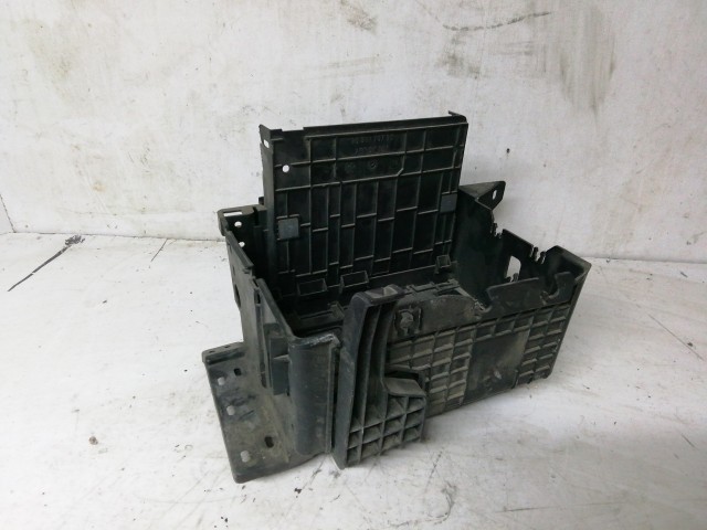 Akkumulátor tartó, tálca