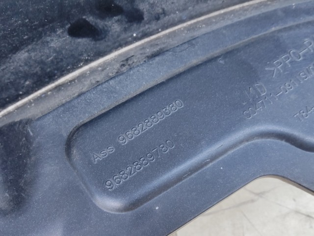 206035 Peugeot 3008 2009-2013 jobb első sárvédő 9682889380