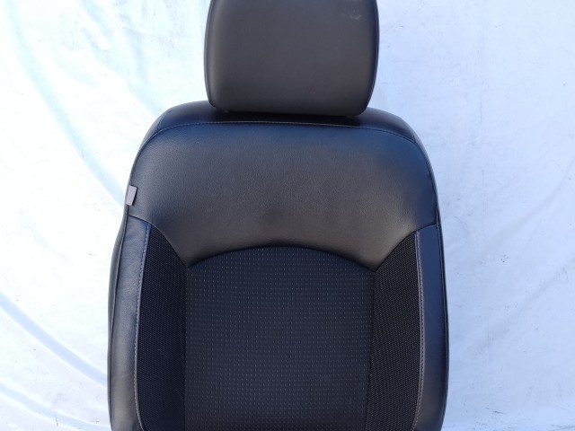 206063 Citroen C4 Aircross 2012-2017 jobb első félbőr ülés