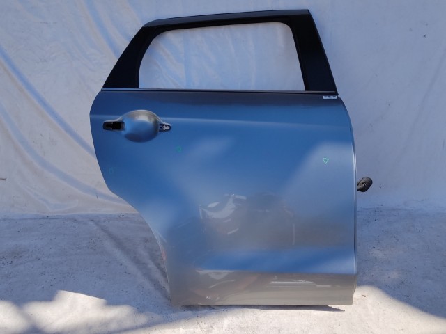 206072 Citroen C4 Aircross 2012-2017 jobb hátsó ajtó, a képen látható sérüléssel