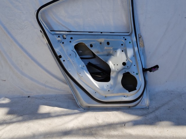 206078 Chevrolet Cruze 2008-2016 szedán bal hátsó ajtó