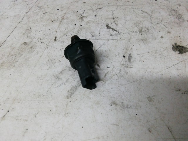 Railcső nyomás érzékelő szelep