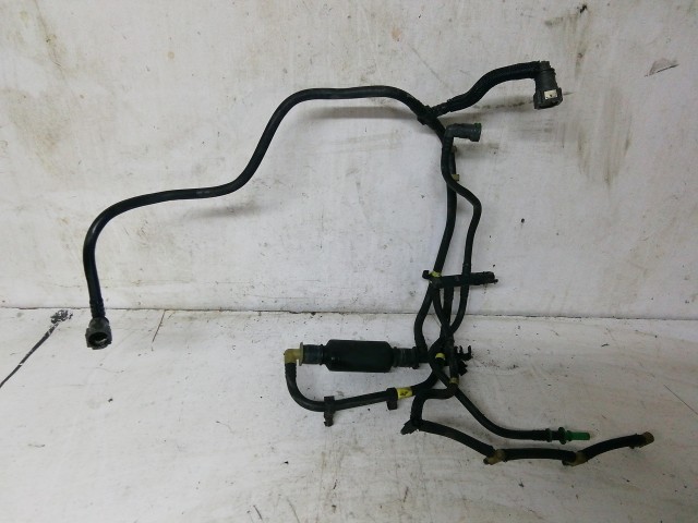 Peugeot 207 2006-2014 Üzemanyag cső használt 