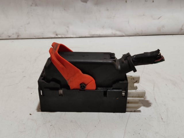 205424 Toyota Yaris III. 2011-2014 Abs elektromos csatlakozó 44540-0D130 , 06.2102-3680.4 