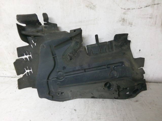 Peugeot 207 2006-2014 Hűtőlégterelő használt  vízhűtő 