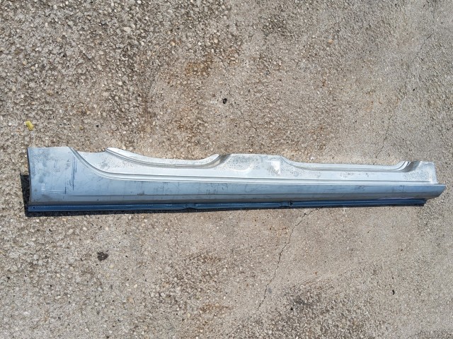 Fiat Bravo 2007-2014 2007-2014 utángyártott új  jobb oldali küszöb, formára préselt