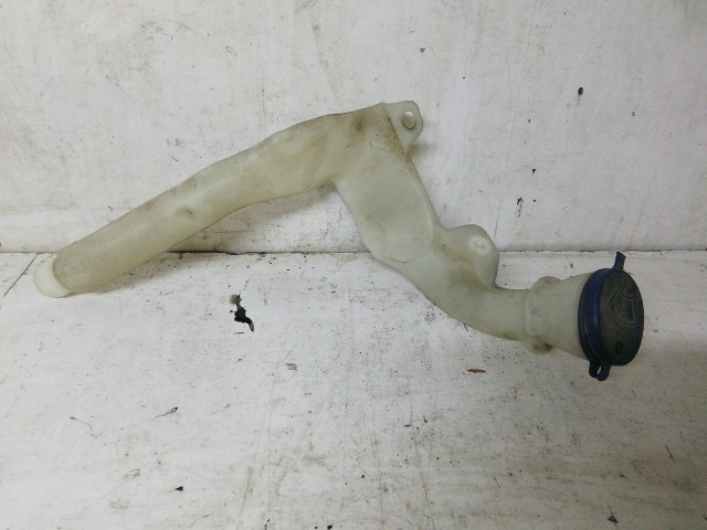 Ablakmosó tartály beöntő cső