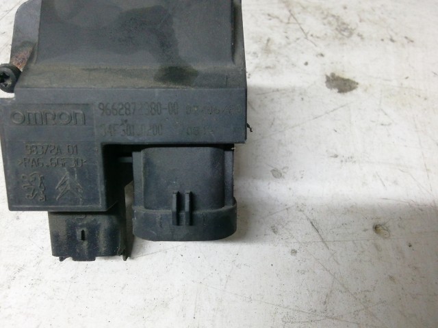 Peugeot 207 2006-2014 hűtőventilátor előtét ellen állás  használt 
