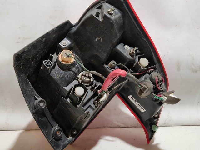 205535 Citroen C4 Aircross 2012-2017 bal hátsó külső lámpa, enyhén karcos!!!