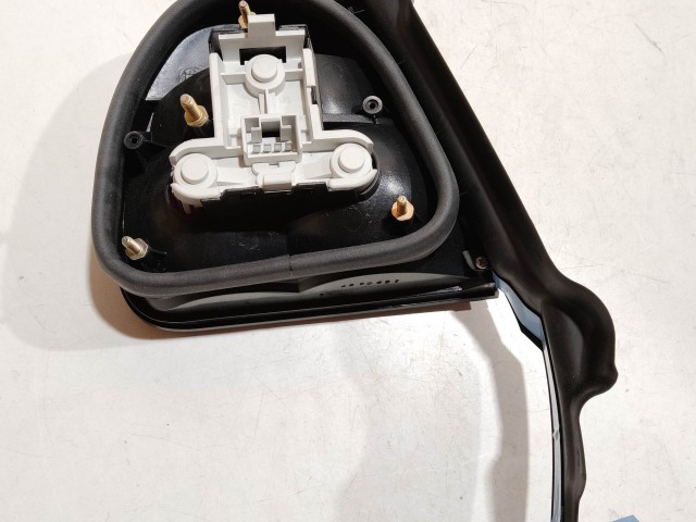 Lancia Delta 1993-1999 gyári beszállítós új (SIEMA)  jobb hátsó külső lámpa 7798158