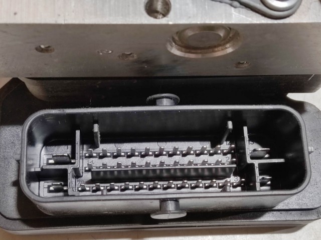 Renault Captur 2013-2019 Abs 476608644R