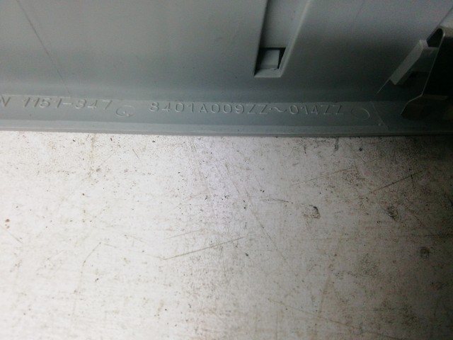 210526 Citroen C4 Aircross belső világítás 8401a009zz