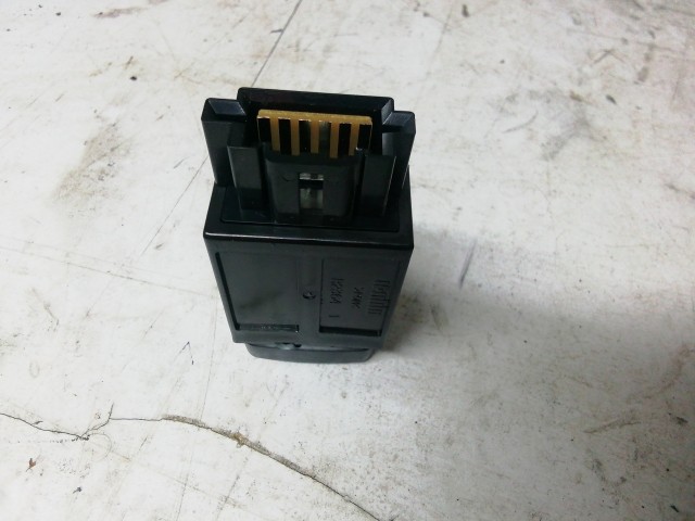 210600 Citroen C4 Aircross 2012-2017 tolató szenzor kapcsoló