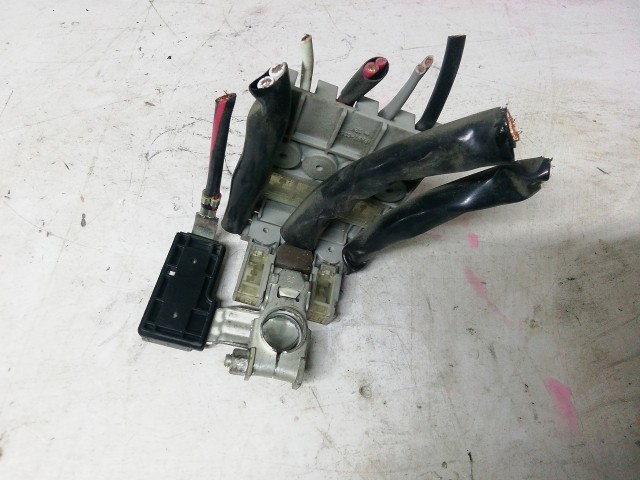 210598 Citroen C4 Aircross 2012-2017 pozitív akkumulátor saru