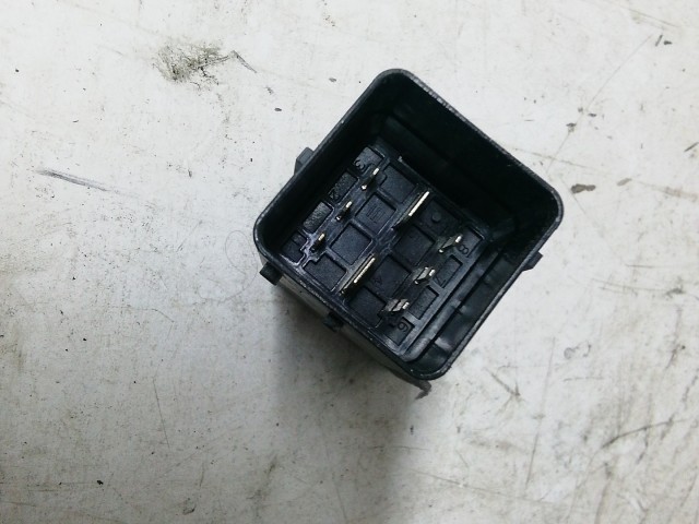 Citroen C4 Aircross 2012-2017 Izzitó relé 51299065