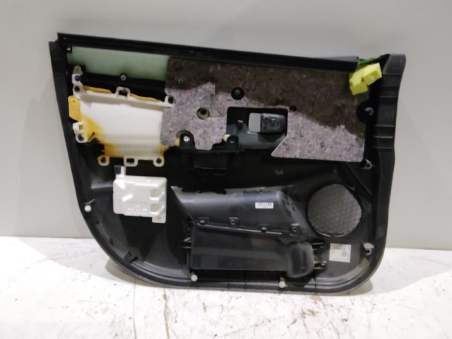 203867 Citroen C4 Aircross 2012-2017 jobb első ajtókárpit