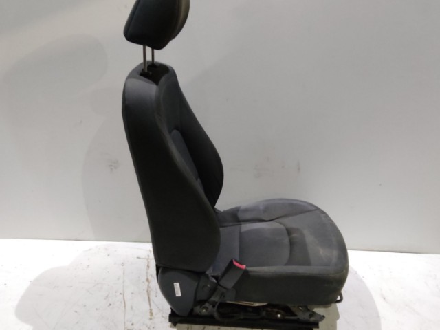 203874 Chevrolet Cruze 2008-2012 bal első ülés, a képen látható állapotban