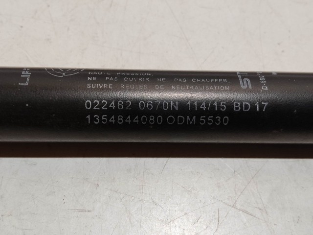 Fiat Qubo 1354844080 számú csomagtérajtó teleszkóp