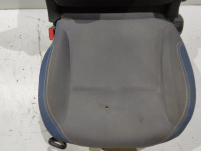 203858 Citroen Berlingo 2008-2018 bal első ülés