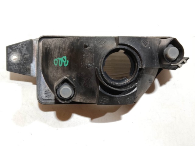 205620 Fiat Bravo 2007-2014 tolatólámpa izzó foglalat nélkül 