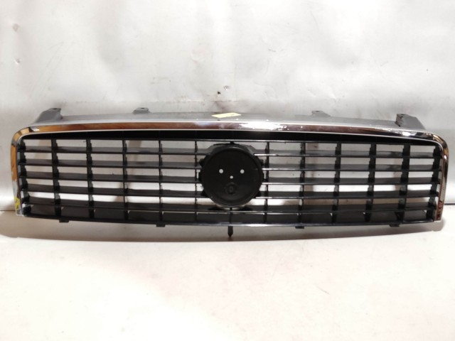 206104 Fiat Linea utángyártott új, fekete felső díszrács, a képen látható sérüléssel