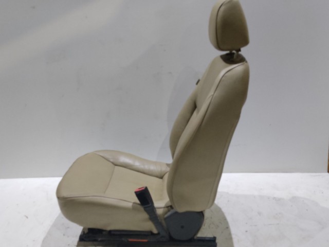 203887 Fiat Croma  2005-2010 jobb első bőr ülés