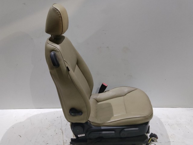 203887 Fiat Croma  2005-2010 jobb első bőr ülés