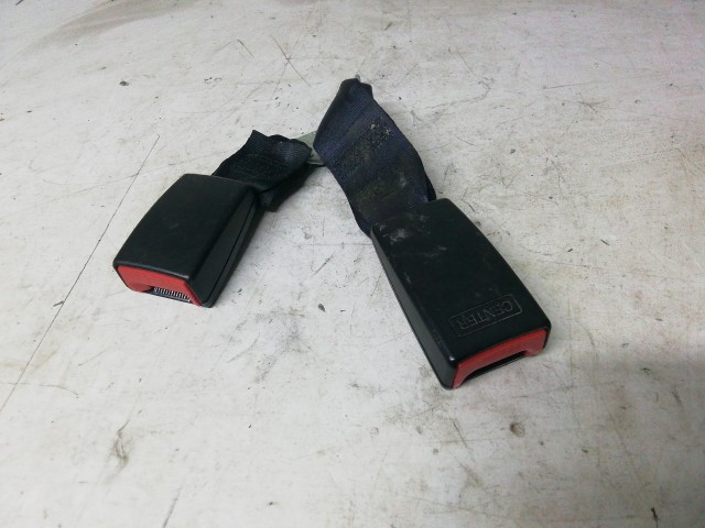 Citroen C4 Aircross 2012-2017 hátsó biztonsági övcsat 