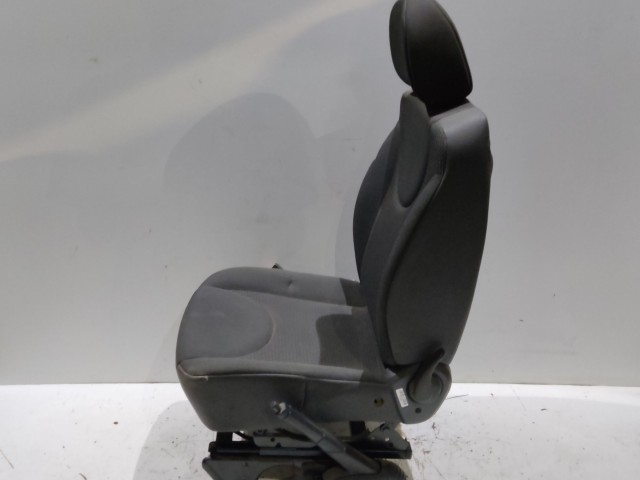 203905 Fiat Scudo 2007-2016 bal első  ülés