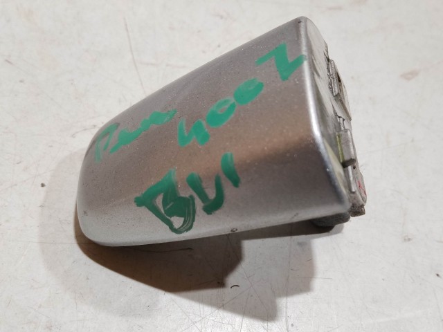 Peugeot 4007 2007-2013 Zárbetét kupak használt bal hátsó, ezüst 