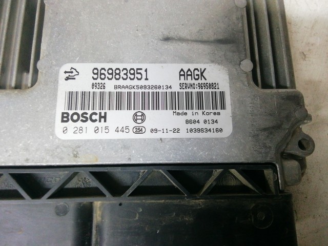 Chevrolet Cruze 2008-2012 2,0 16v Diesel motorvezérlő használt   0281015445 , 96983951