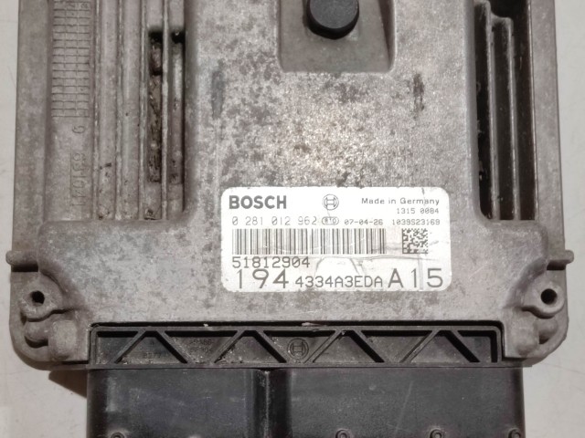 Fiat Croma  2005-2010 1,9 16v Diesel motorvezérlő, Bosch 0281012962 , 51806274