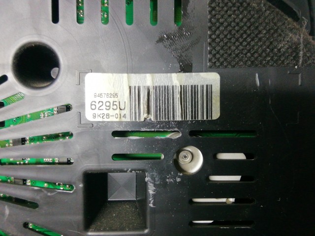 Chevrolet Cruze 2008-2012 2008-2012 Óracsoport használt  kilométeróra Egy csatlakozós 