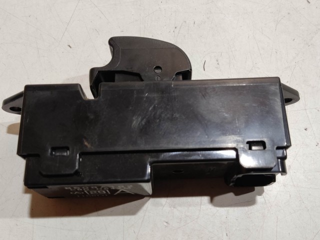 Peugeot 4007 2007-2013 ablakemelő kapcsoló  használt  jobb első