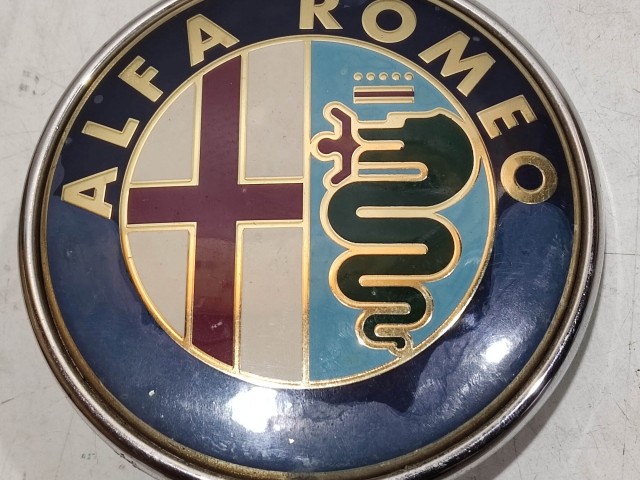 205752 Alfa Romeo MiTo 2008-2013, Alfa 147 2000-2005 első embléma