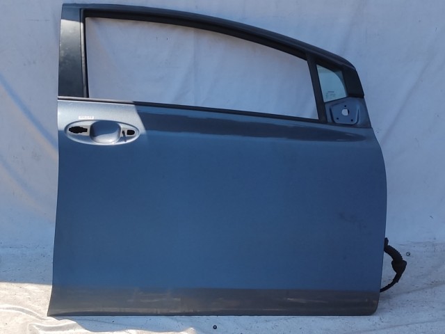 206133 Toyota Yaris II. 2006-2011 5 ajtós jobb első ajtó