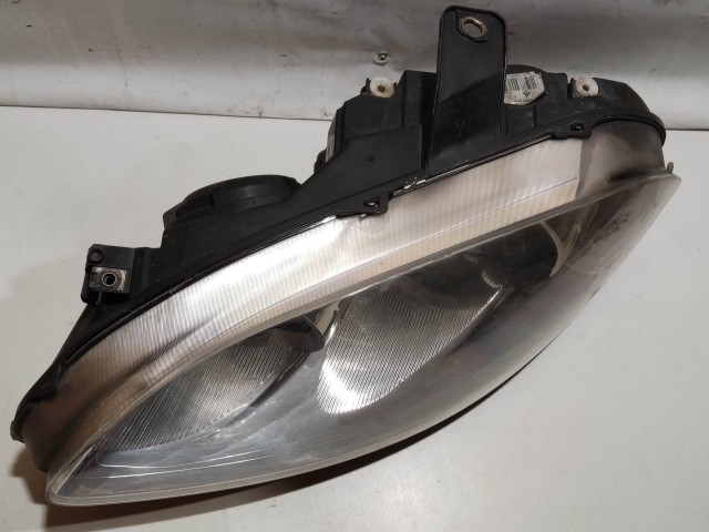 205806 Fiat Croma 2005-2008 bal első  fényszóró 51801266