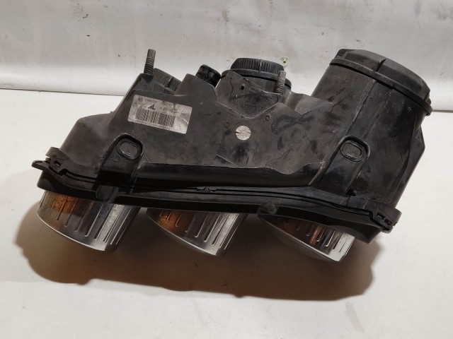 205813 Alfa Romeo 159 2005-2011 bal első  fényszóró 60682089