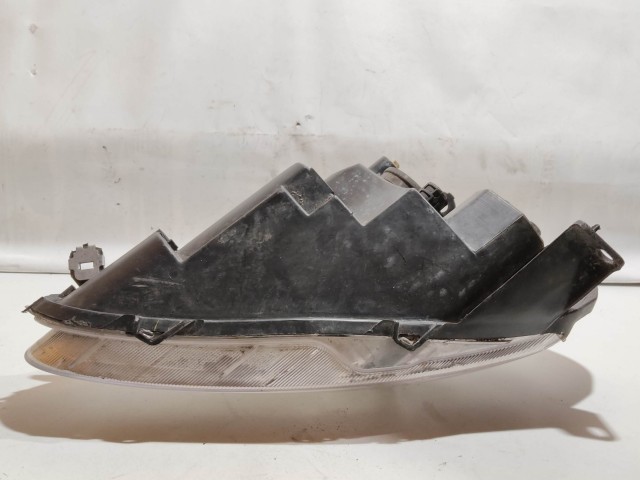 205817 Fiat Grande Punto 2005-2008 fehér csatlakozós jobb első fényszóró, utángyártott!!!