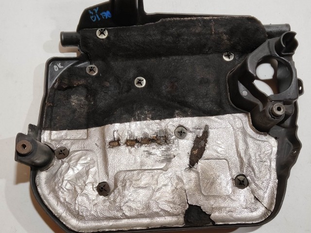 Lancia Delta 1,4 16v T-Jet felső motor burkolat