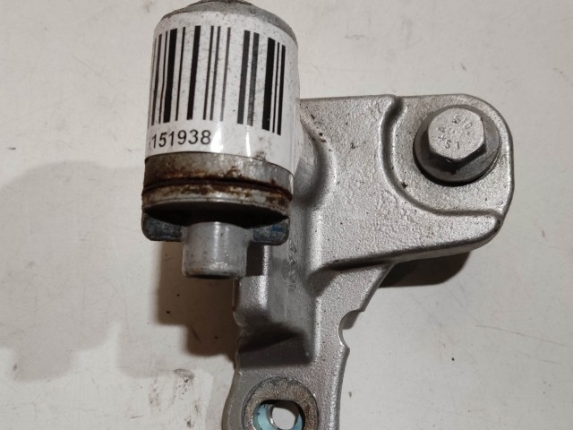 Mercedes Benz B-Class W245 2005-2011 Ajtózsanér használt  jobb első alsó