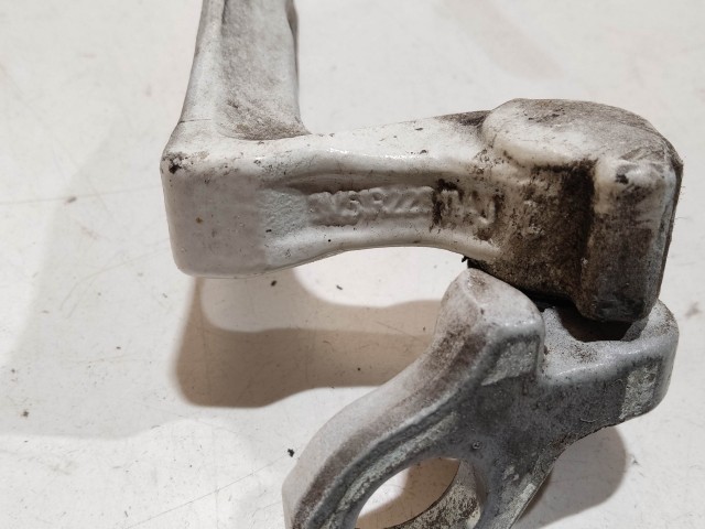Ford Kuga I. 2008-2012 2008-2012 Ajtózsanér használt  bal első alsó