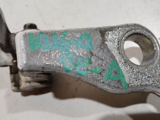 Ford Kuga I. 2008-2012 2008-2012 Ajtózsanér használt  bal első alsó
