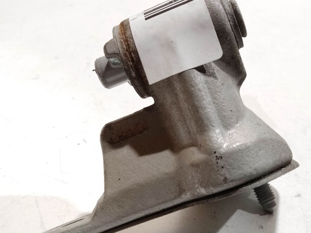Mercedes Benz B-Class W245 2005-2011 Ajtózsanér használt  bal első alsó