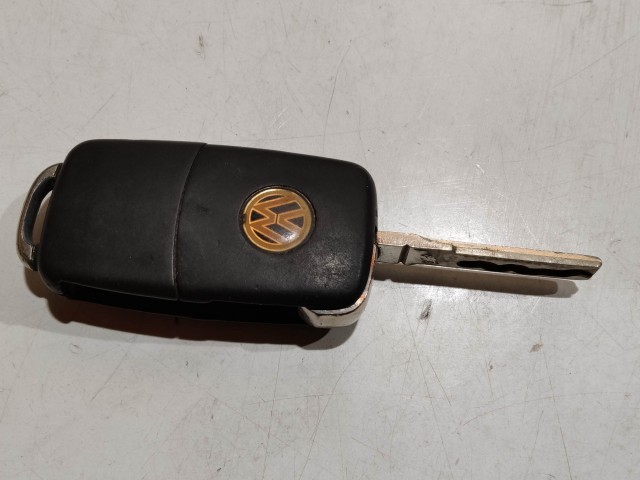 Volkswagen Tiguan 2007-2018 2007-2018 Kulcs használt  Fekete 