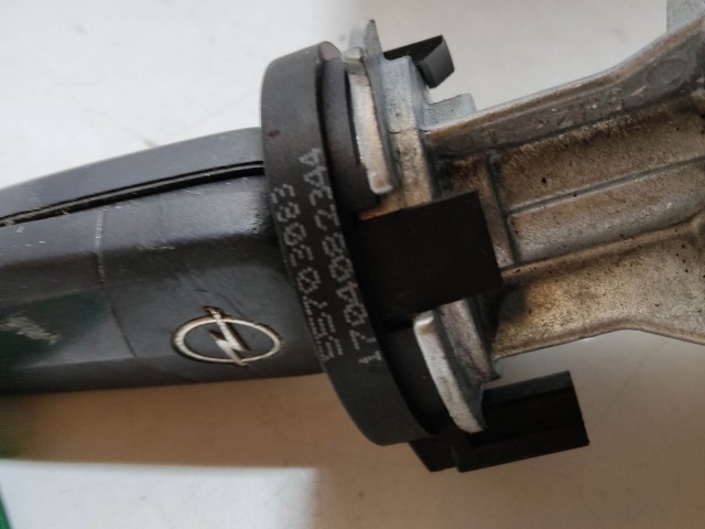 Opel Corsa D 2006-2014 2006-2014 Gyújtáskapcsoló 2 kulccsal használt 