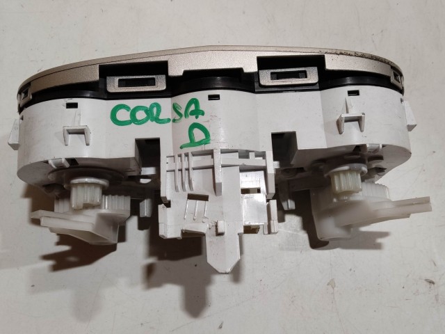 Opel Corsa D 2006-2014 2006-2014 Fűtés- és közép kapcsolók használt  manual